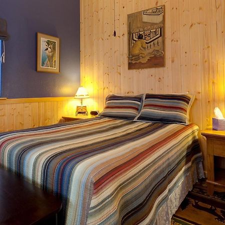 Sea Parrot Inn Seldovia Exterior photo